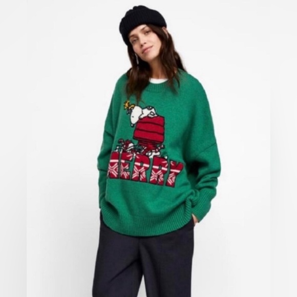 Zara Sweaters - Zara Oversized Snoopy Christmas Sweater